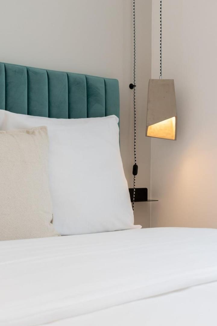 Appartamento Lille Centre - 1Br In The Heart Of Lille! Esterno foto